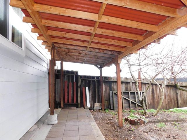 2912 Macarthur Blvd, Oakland, CA 94602