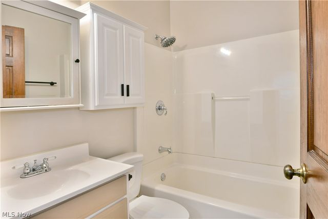 1806 Sheridan Avenue NE, Warren, OH 44483