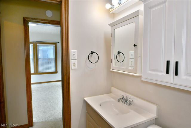 1806 Sheridan Avenue NE, Warren, OH 44483