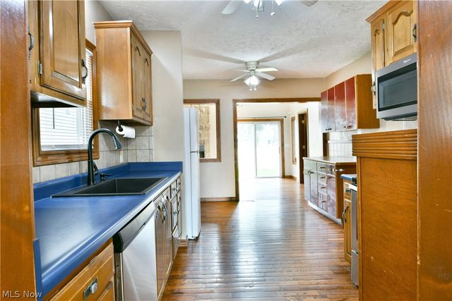 1806 Sheridan Avenue NE, Warren, OH 44483