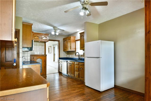 1806 Sheridan Avenue NE, Warren, OH 44483