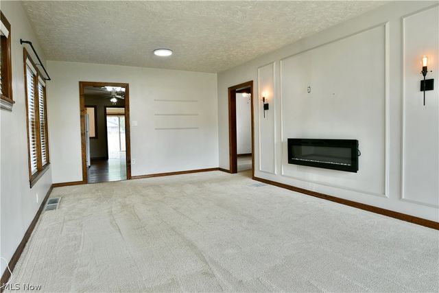 1806 Sheridan Avenue NE, Warren, OH 44483