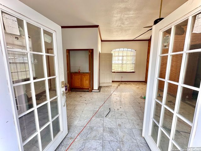 2103 Fm 2790, Lytle, TX 78052