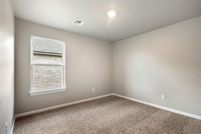1918 Redwood Lane, El Reno, OK 73036