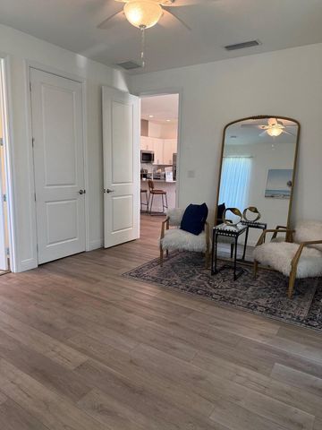 341 Oak Alley, Delray Beach, FL 33444