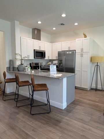341 Oak Alley, Delray Beach, FL 33444