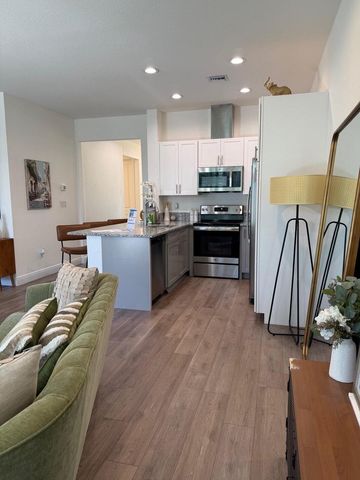 341 Oak Alley, Delray Beach, FL 33444