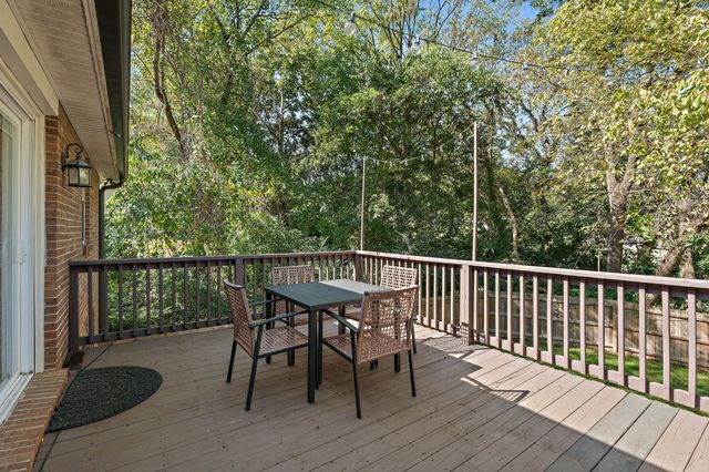 5005 Ashley Dr, Nashville, TN 37211