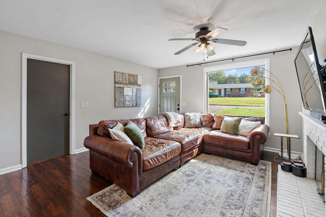 5005 Ashley Dr, Nashville, TN 37211