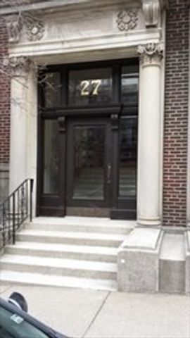 27 Stearns Road 8, Brookline, MA 02446