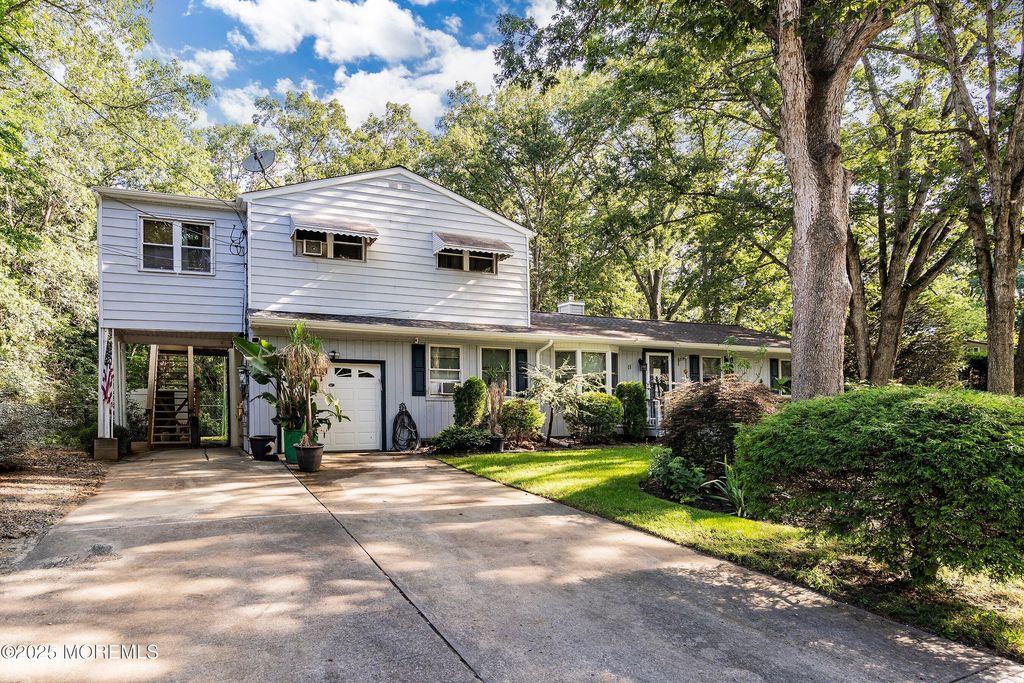 11 Murdock Place, Jackson, NJ 08527