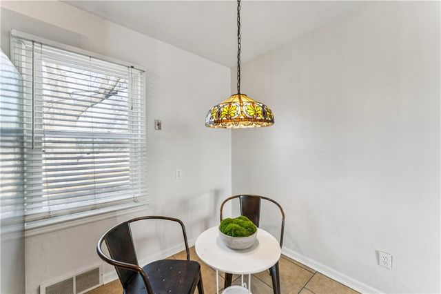 6300 W 81st Street, Overland Park, KS 66204