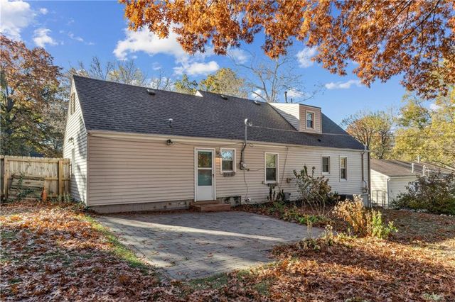 6300 W 81st Street, Overland Park, KS 66204