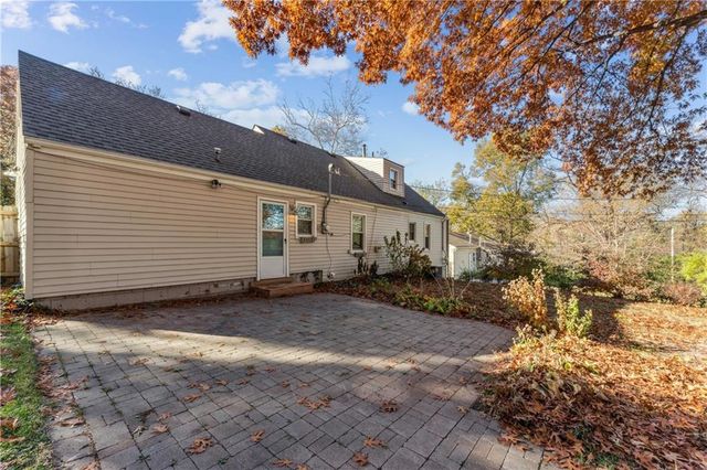 6300 W 81st Street, Overland Park, KS 66204