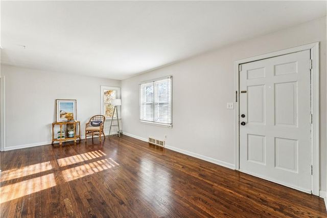 6300 W 81st Street, Overland Park, KS 66204