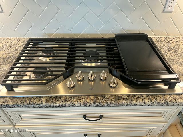 5827 Sylvester Street, Ocean Springs, MS 39564