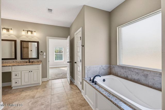 5827 Sylvester Street, Ocean Springs, MS 39564