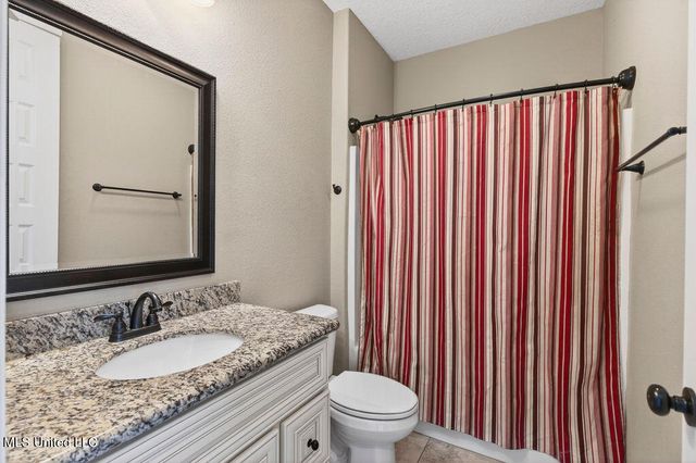 5827 Sylvester Street, Ocean Springs, MS 39564