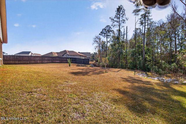 5827 Sylvester Street, Ocean Springs, MS 39564