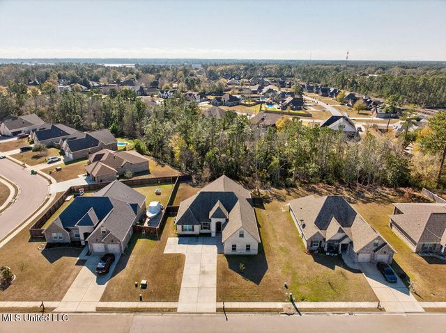 5827 Sylvester Street, Ocean Springs, MS 39564