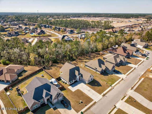 5827 Sylvester Street, Ocean Springs, MS 39564