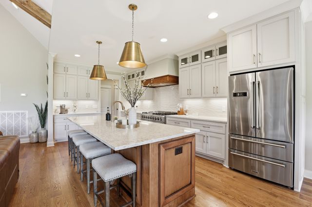307 Five Oaks Blvd, Lebanon, TN 37087