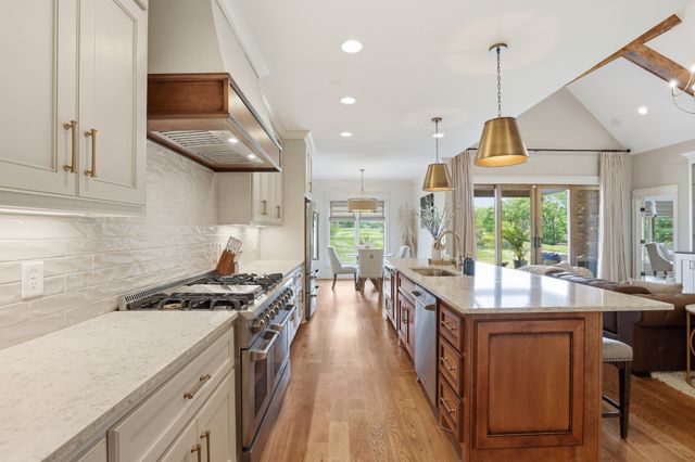 307 Five Oaks Blvd, Lebanon, TN 37087