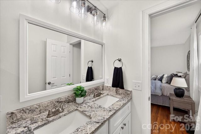 8000 Lawyers Road, Charlotte, NC 28227