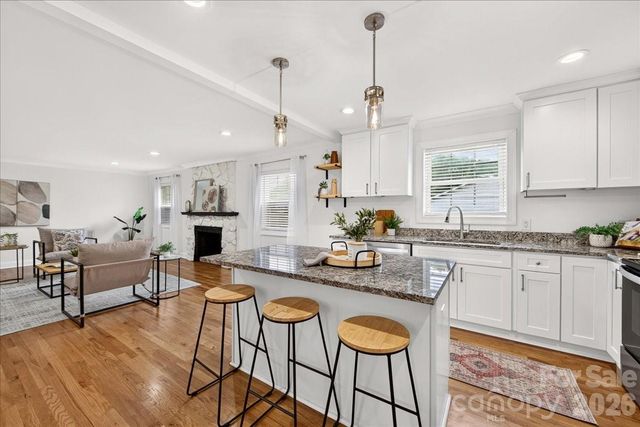 8000 Lawyers Road, Charlotte, NC 28227