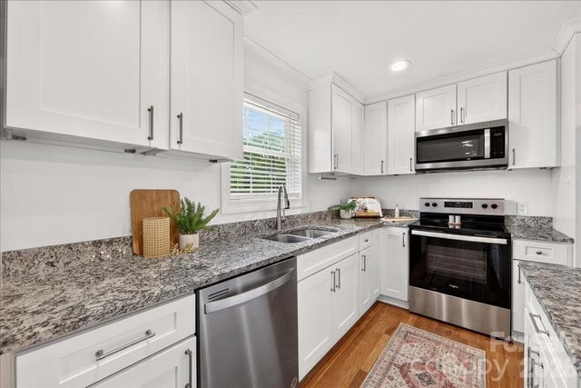 8000 Lawyers Road, Charlotte, NC 28227