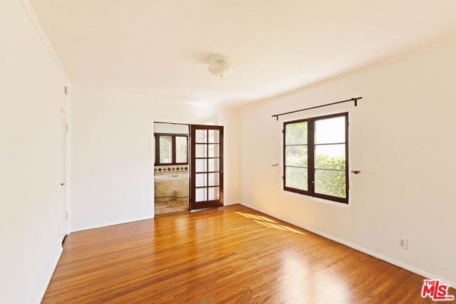 112 N Valley Street, Burbank, CA 91505