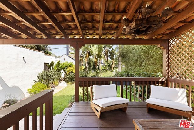 112 N Valley Street, Burbank, CA 91505