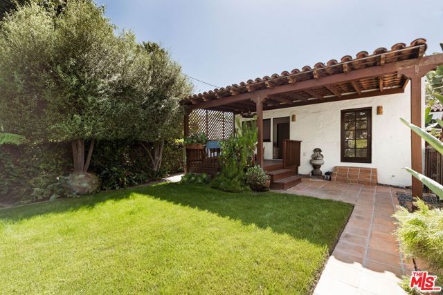 112 N Valley Street, Burbank, CA 91505