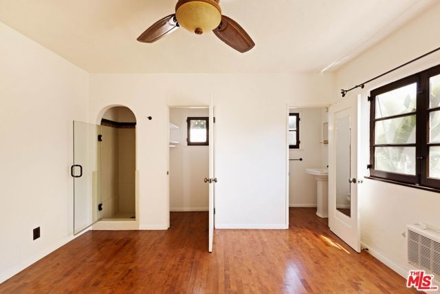 112 N Valley Street, Burbank, CA 91505