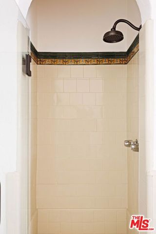 112 N Valley Street, Burbank, CA 91505