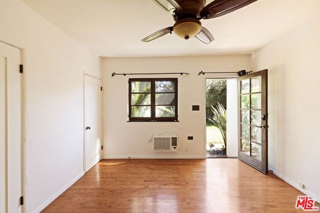 112 N Valley Street, Burbank, CA 91505