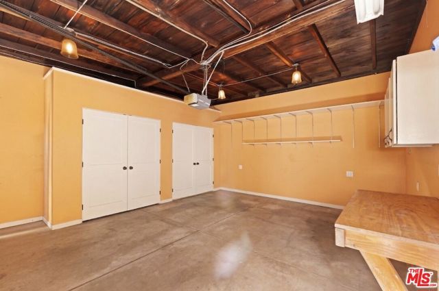 112 N Valley Street, Burbank, CA 91505