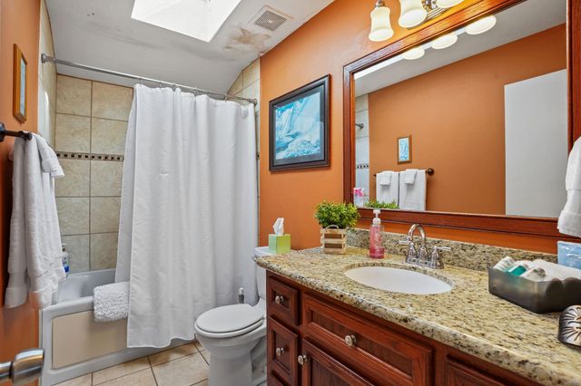 16402 Clear Water Circle, Montgomery, TX 77356