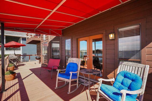 16402 Clear Water Circle, Montgomery, TX 77356