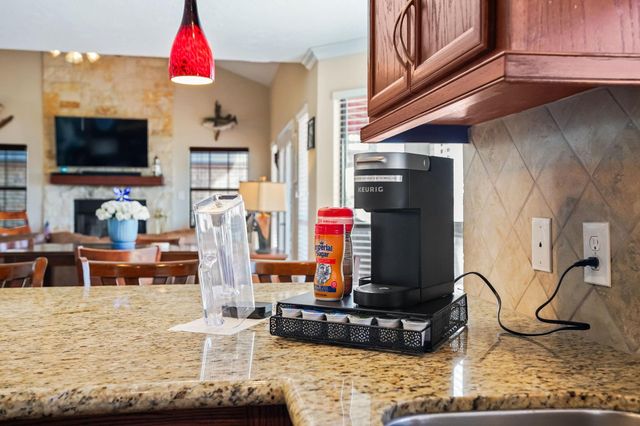 16402 Clear Water Circle, Montgomery, TX 77356