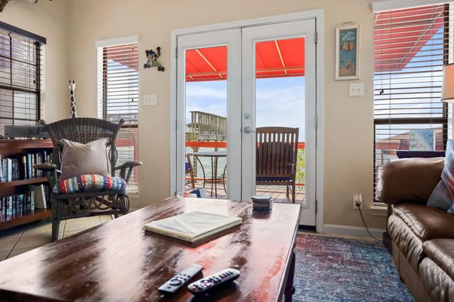 16402 Clear Water Circle, Montgomery, TX 77356