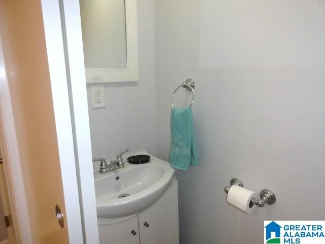 424 VALLEY STREET, Adamsville, AL 35005