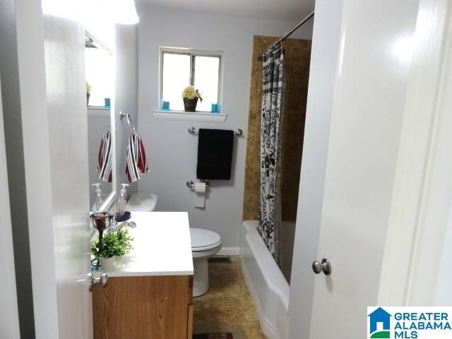 424 VALLEY STREET, Adamsville, AL 35005