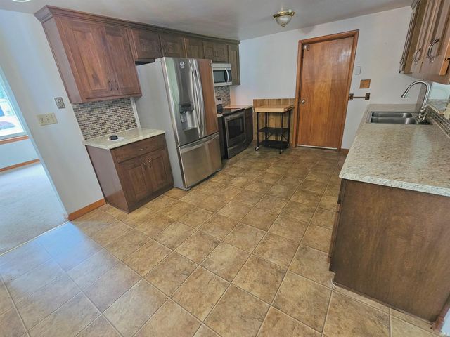 5428 Ashland Drive, Fort Wayne, IN 46835