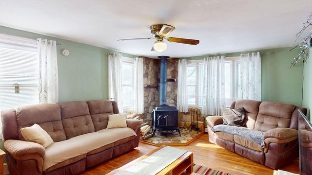 50 Blackstone St, Cumberland, RI 02864