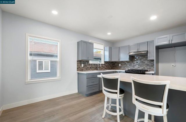 9028 A St, Oakland, CA 94603