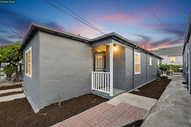 9028 A St, Oakland, CA 94603