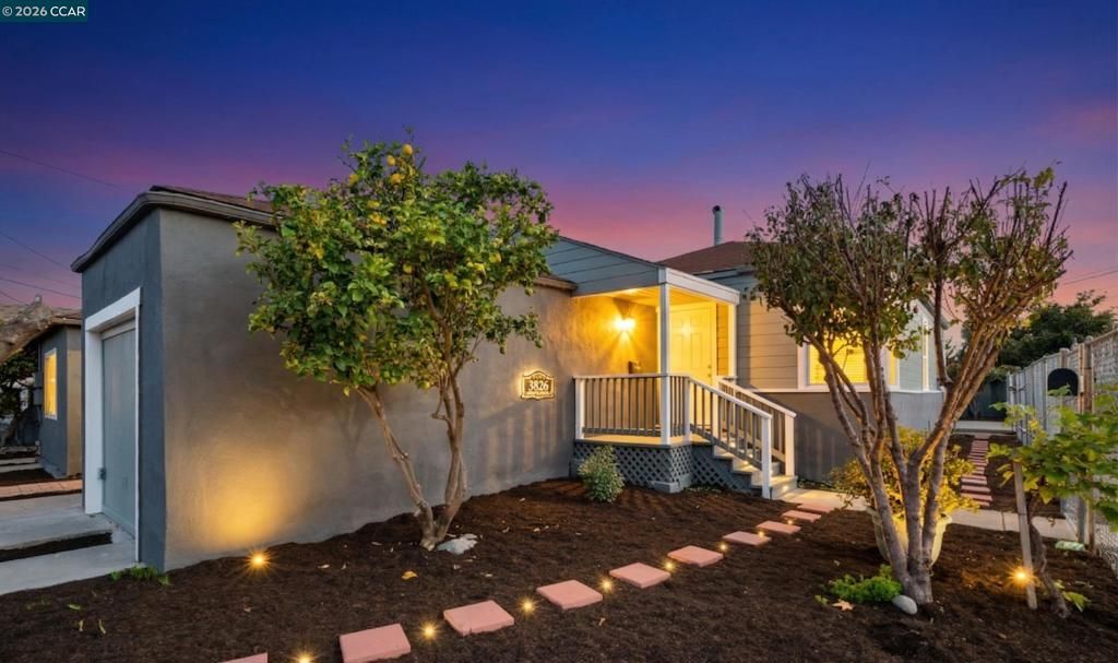 9028 A St, Oakland, CA 94603