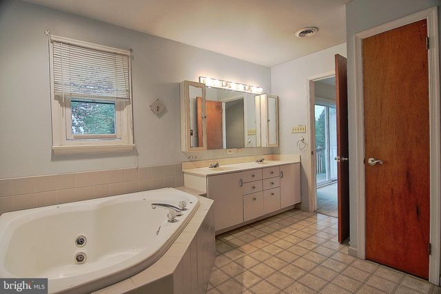 1368 S KEIM STREET, Pottstown, PA 19465