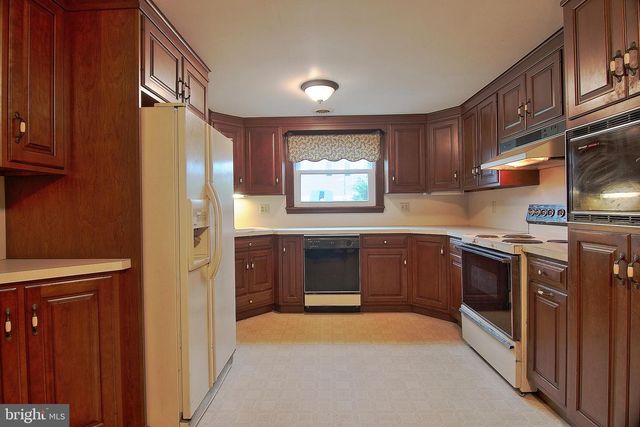 1368 S KEIM STREET, Pottstown, PA 19465